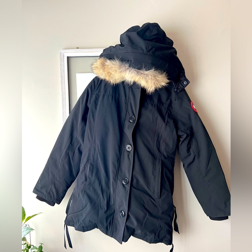 Canada Goose Women’s Dawson Parka, XS